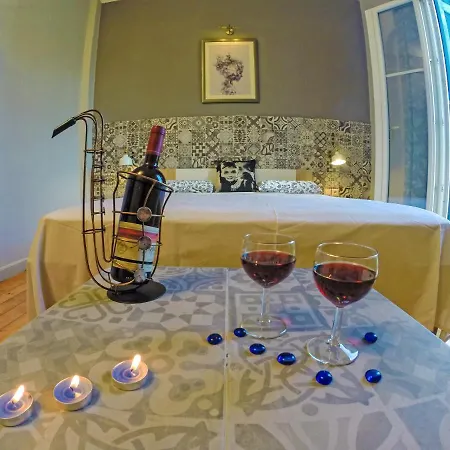 Antigonidon Skyline View Penthouse Апартаменты *