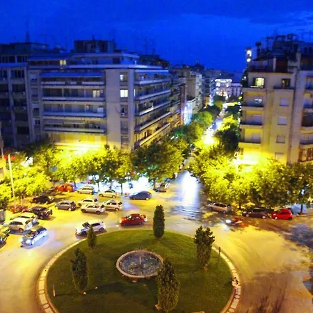 Antigonidon Skyline View Penthouse Апартаменты